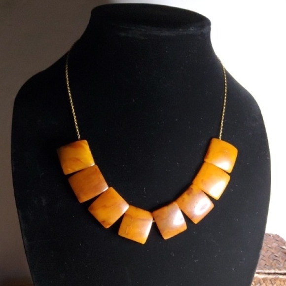 14kt gold filled necklace/amber chips. - Picture 1 of 6